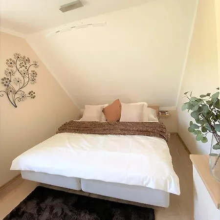 別荘 Otium Wellness Apartmanhaz *