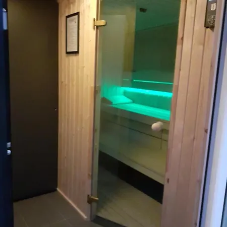 Otium Wellness Apartmanhaz 別荘 バラトンアカラッチャ