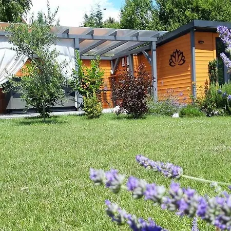 Otium Wellness Apartmanhaz 別荘 バラトンアカラッチャ