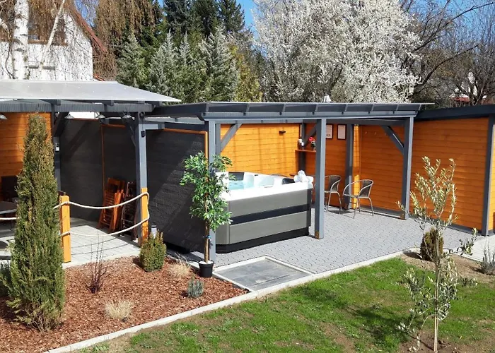 Otium Wellness Apartmanhaz בית נופש בלטונקראטיה